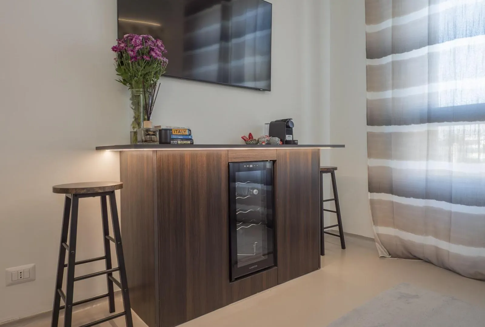 Modern & Cozy Suite In Garibaldi - Brera Area By Rentopolis Milaan