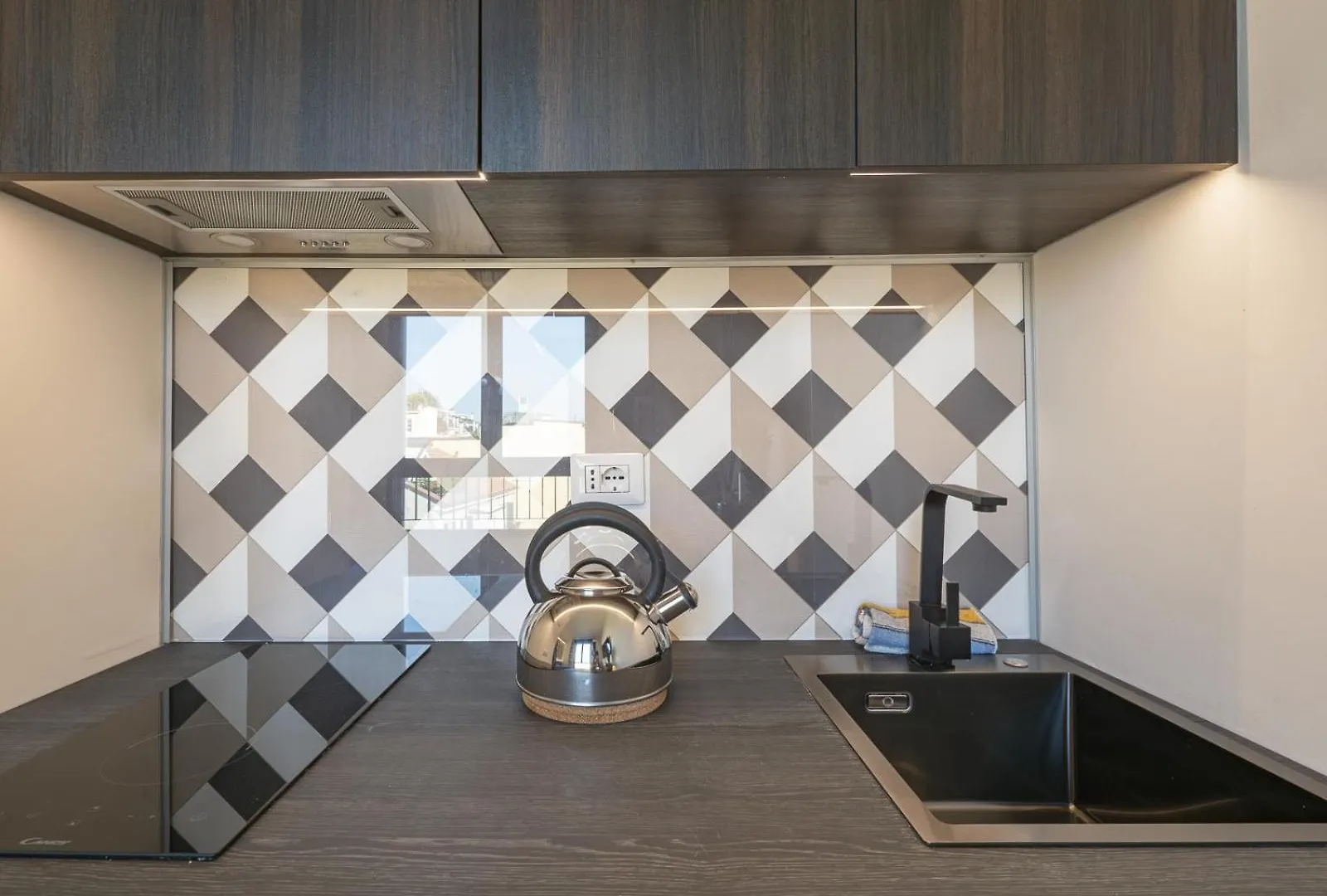 Appartement Modern & Cozy Suite In Garibaldi - Brera Area By Rentopolis Milaan